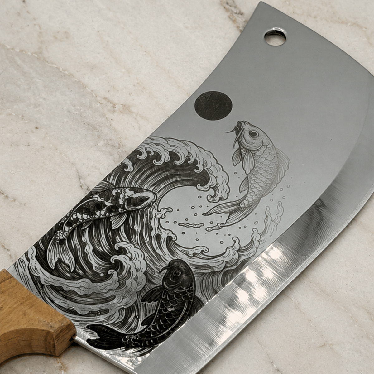 Coltello personalizzato con incisione koi