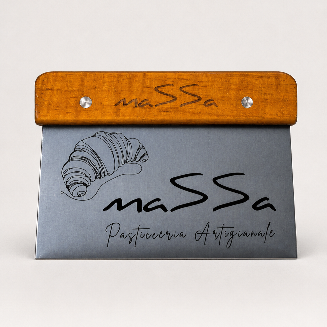 Spatola da pasticceria incisa con logo Massa